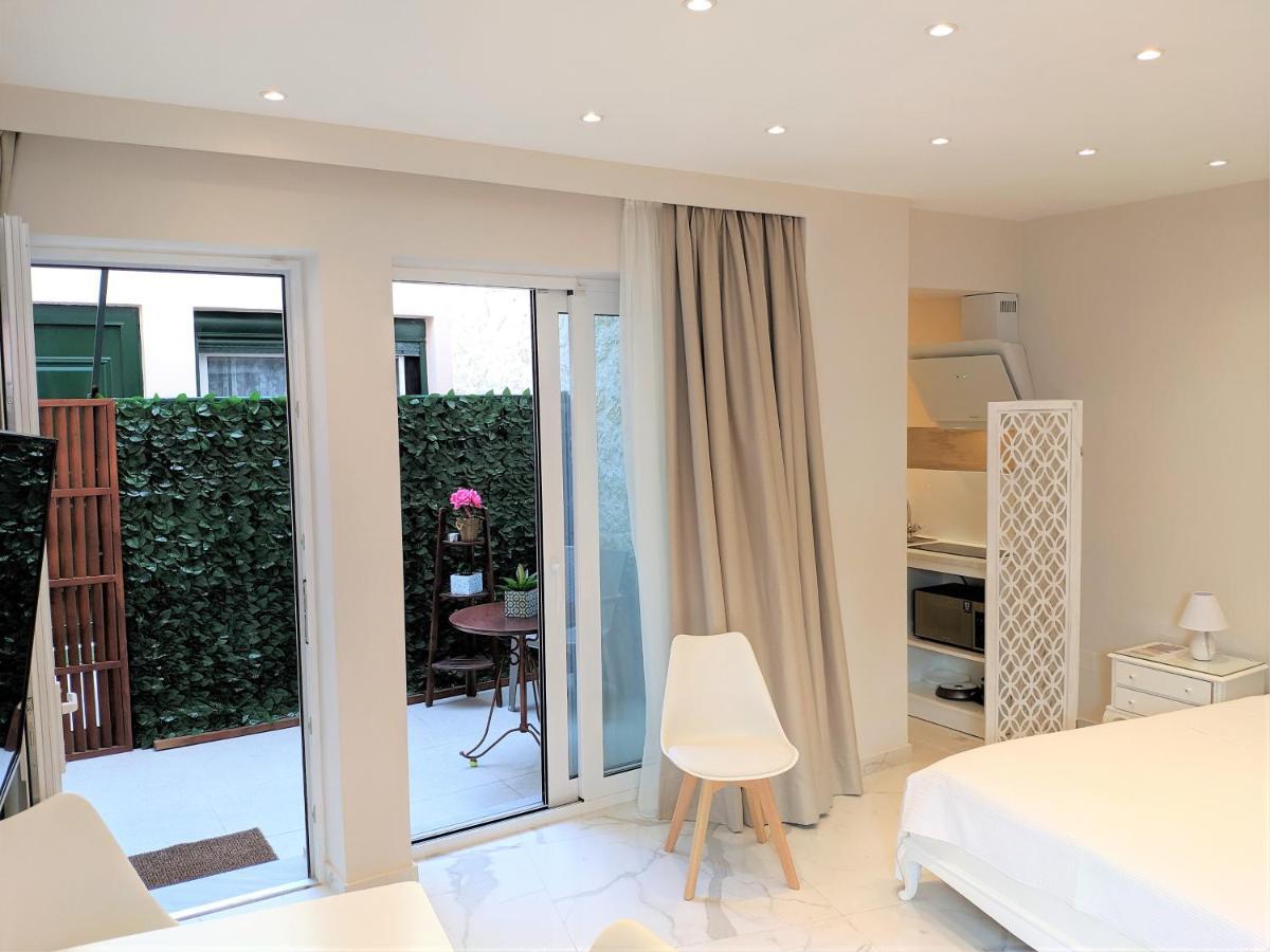 Corfu Town Luxury Studios -D Экстерьер фото